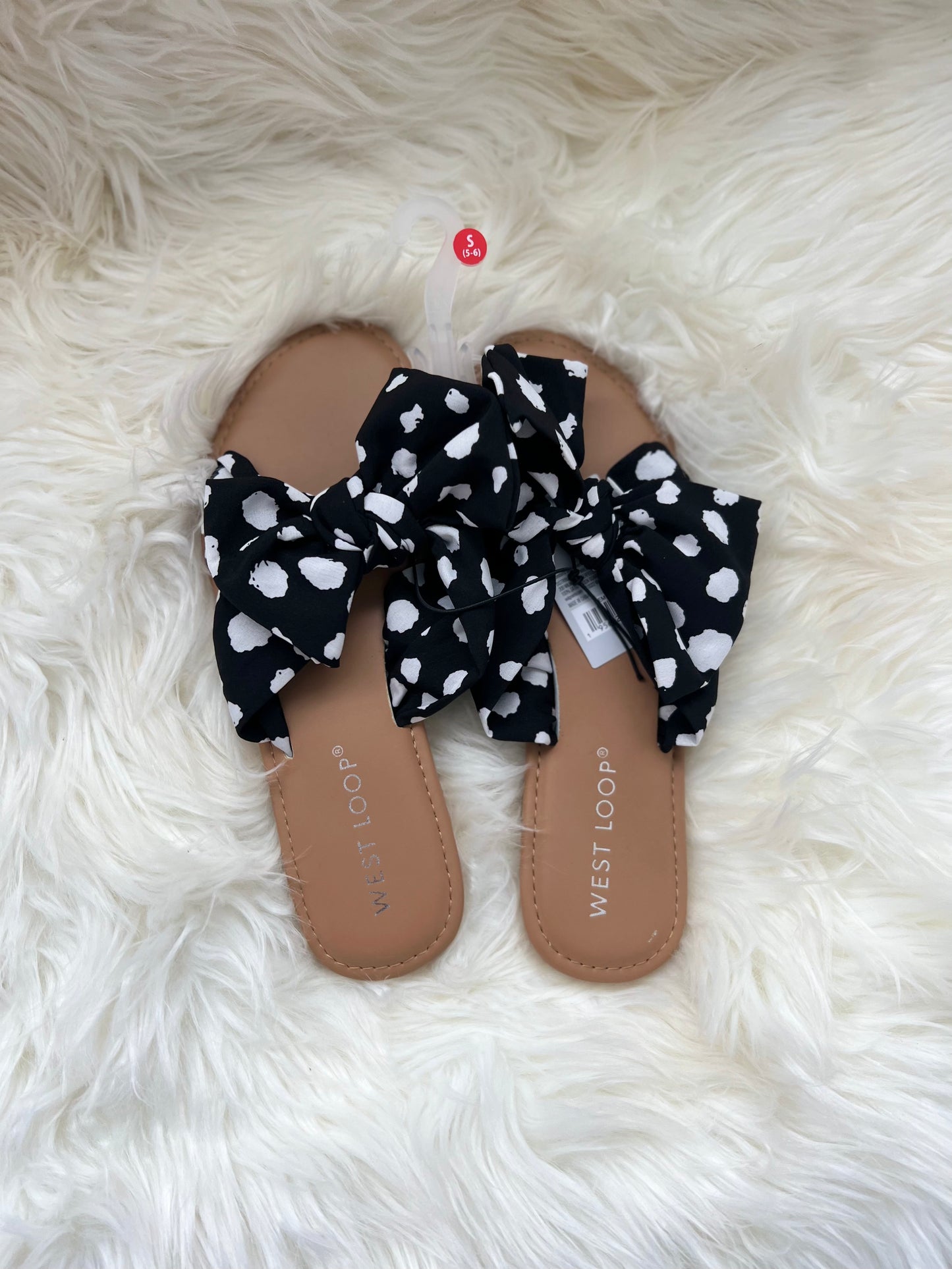 Black and white pokadot bow sandal